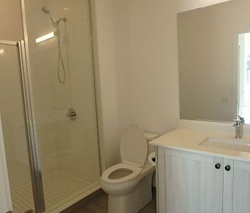 For Lease - 385 Arctic Red Drive Unit# 111, Oshawa, Ontario - Photo 6