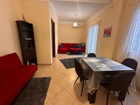 Διαμέρισμα για ενοικίαση Πλατεία Ναυαρίνου (Κέντρο Θεσσαλονίκης) - Photo 2