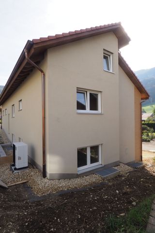 Newly built apartment with large seating area and own laundry room - Foto 3