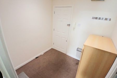 Market Place - Photo 4