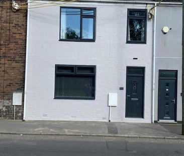 3 bedroom private hall to rent - Photo 2