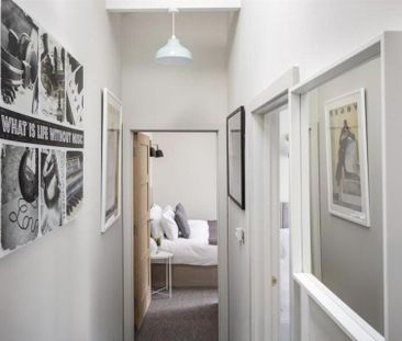 2 bedroom detached house to rent - Photo 2