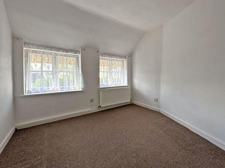 2 bedroom semi-detached house to rent - Photo 2