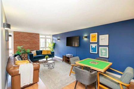 Studio Bronze - Photo 3