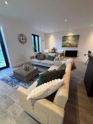 3 bedroom bungalow to rent - Photo 2