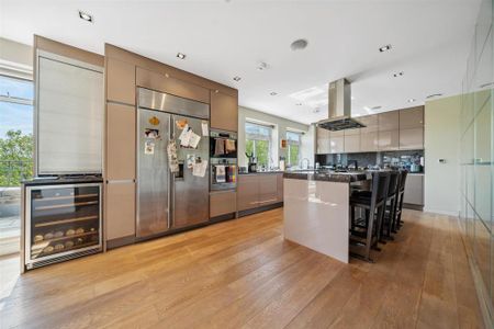 3 bedroom penthouse to rent - Photo 5