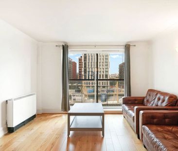 Antilles Bay Apartments, 3 Lawn House Close, E14 9YG - Photo 2