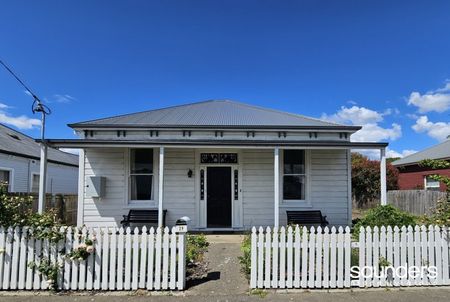 Fully furnished four bedroom house - Photo 5