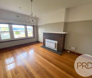 7 Joynton Street, New Town, Tas 7008 - Photo 3