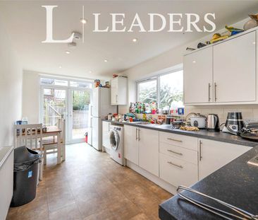 5 bedroom house to rent Wheatstone Road, Southsea, PO4 - Photo 3