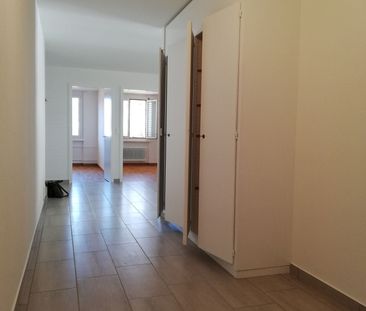 St-Imier, magnifique appartement de 3.5 pièces au 3ème avec ascenseur - Photo 5