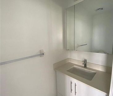 For Lease - 75 oneida Crescent Unit# 901, Richmond Hill, Ontario - Photo 6