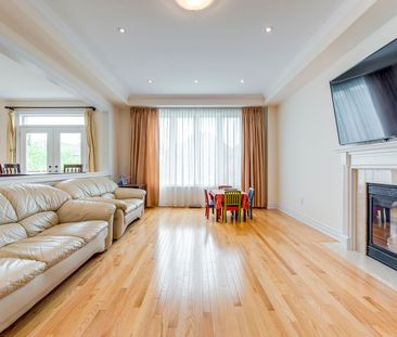 For Lease - 2481 Taylorwood Drive, Oakville, Ontario - Photo 4