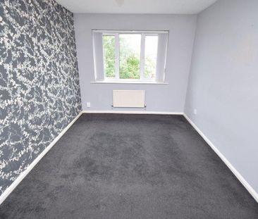 Holly Mede, Ossett - Photo 1