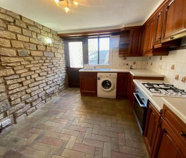 2 bedroom terraced house to rent - Photo 5