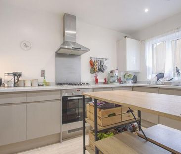 5 bedroom terraced house to rent - Photo 4