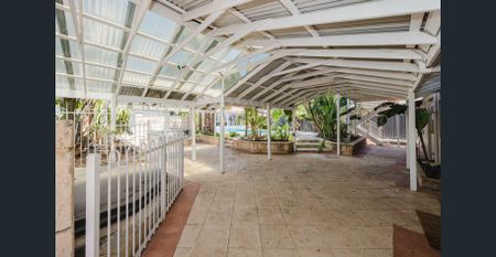 Coastal Comfort & Spacious Living in Prime Kallaroo! - Photo 3