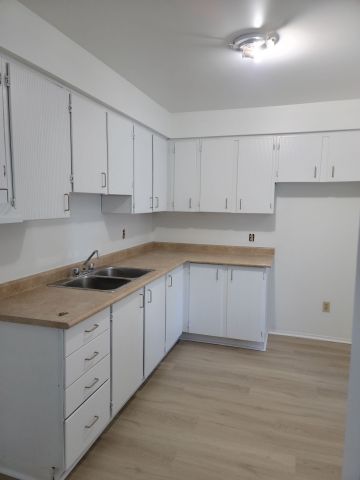 For Lease - 2 Orchard Heights Boulevard Unit# 206, Aurora, Ontario - Photo 5