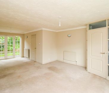 Cherry Tree Road, Walton - Photo 2