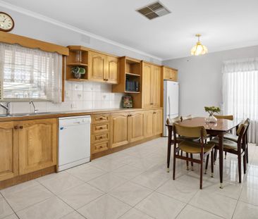 3 Bedroom Spacious Home! - Photo 4