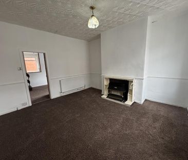 2 bedroom end of terrace house to rent - Photo 1