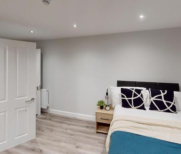 6 bedroom flat to rent - Photo 6