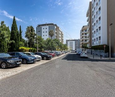 Apartment T2 in Carcavelos e Parede, Cascais - Foto 4