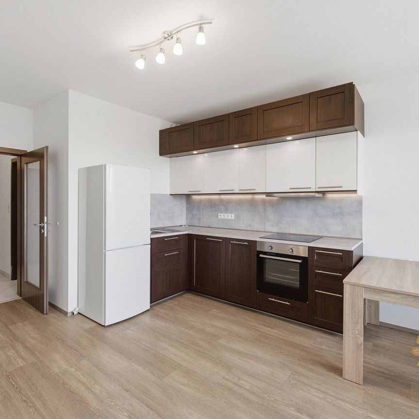 Pronájem bytu 1+kk 31 m² - Photo 1