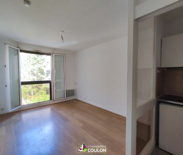 Location Appartement 1 pièce 22m² - Photo 2