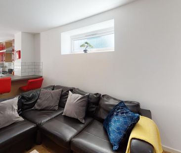 6 bedroom house to rent - Photo 3
