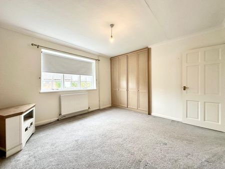 6 bedroom detached house to rent - Photo 5