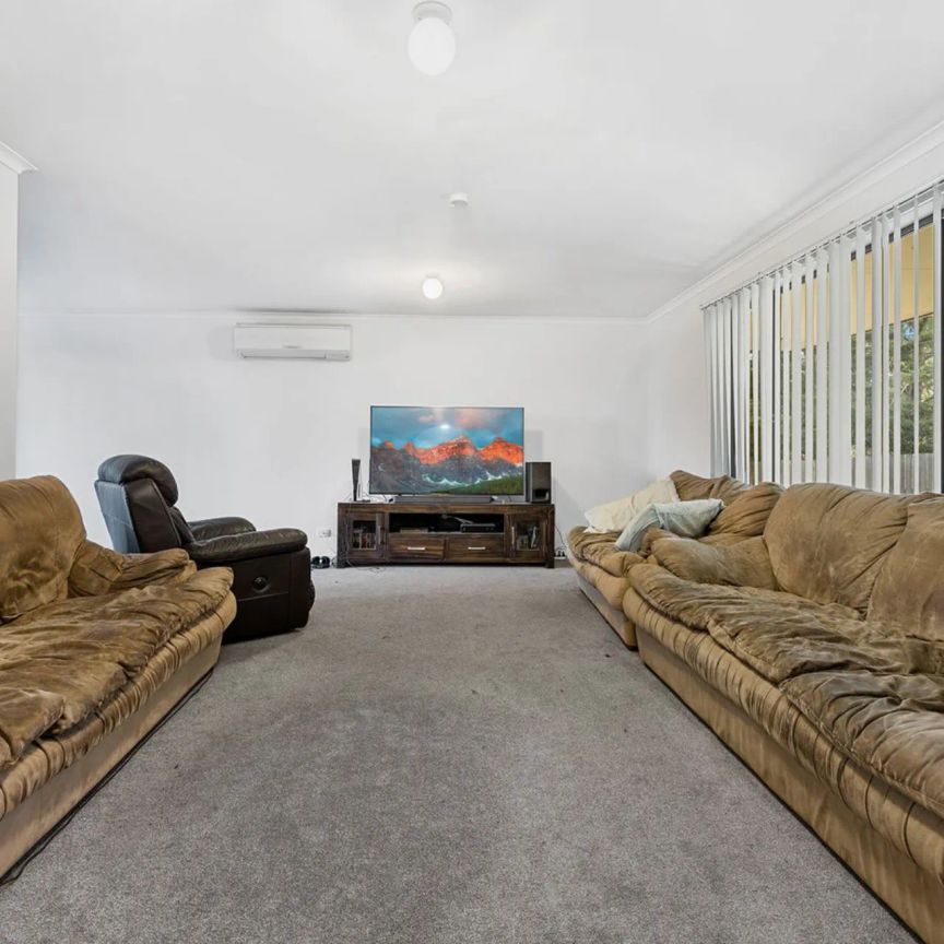 Charming 3-Bedroom Home - Convenient & Comfortable Living - Photo 1