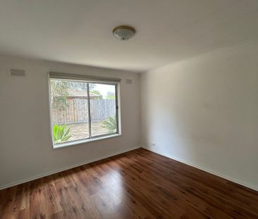 2/52 Baggott Drive, Hoppers Crossing, Vic 3029 - Photo 2