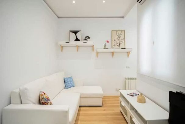 Calle del Amparo, Madrid, Community of Madrid 28012 - Photo 1