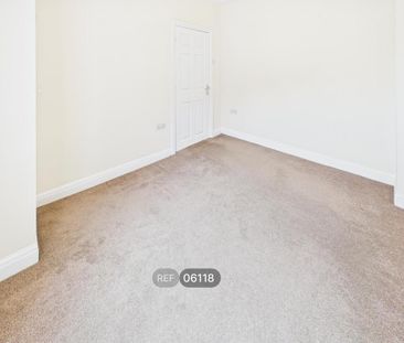 2 bedroom property to rent - Photo 2