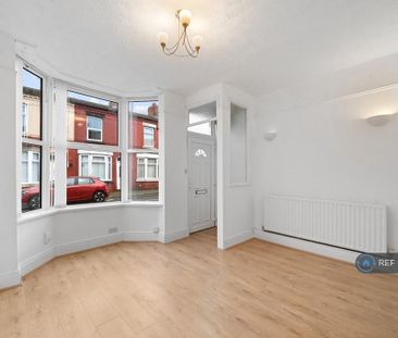 2 bedroom terraced house to rent - Photo 1