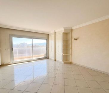 Appartement à louer 3 pièces • 81,57 m2 Saint-Étienne - Photo 1