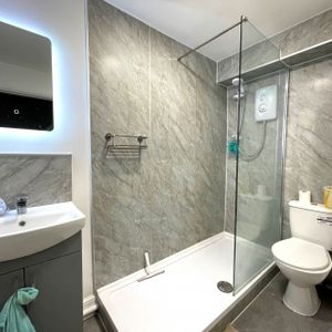 Sivell Place, Exeter - Photo 2