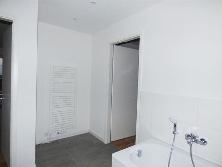 Tolle 5 Zi-Maisonette Whg. mit Balkon und DG-Terrasse, TG-Stellplatz! - Photo 5