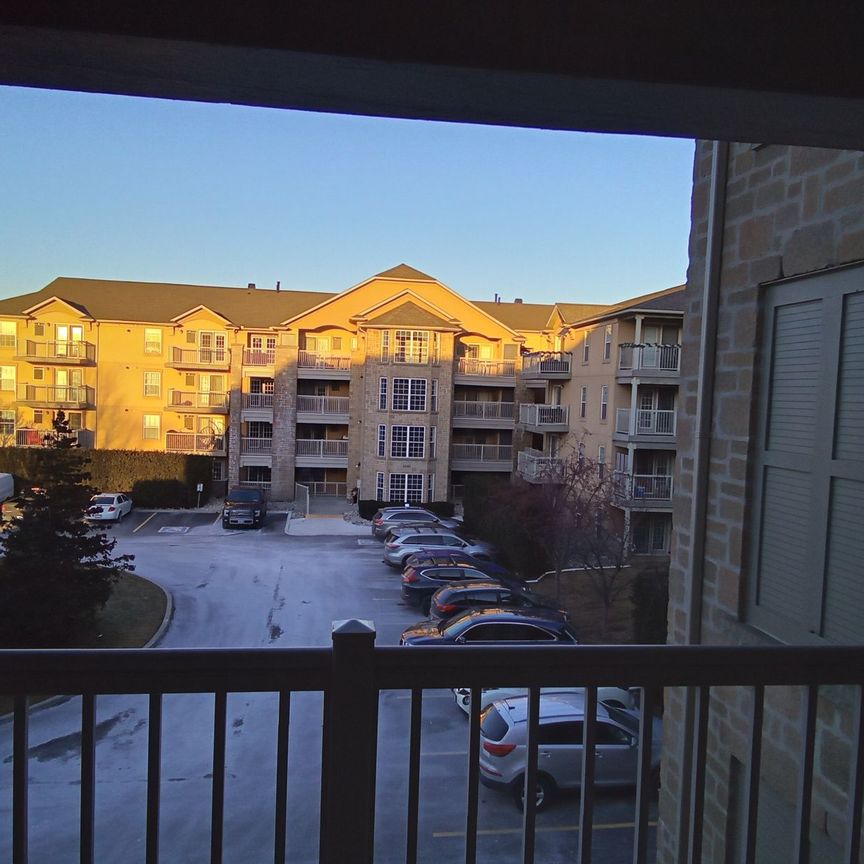 For Lease - 1450 Bishops Gate Unit# 306, Oakville, Ontario - Photo 1