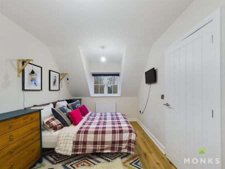 3 bedroom semi-detached house to rent - Photo 3