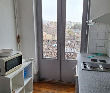 Location Appartement 2 pièces 41m² BORDEAUX 33800 - Photo 6