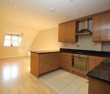 2 bedroom apartment to rent - Photo 3