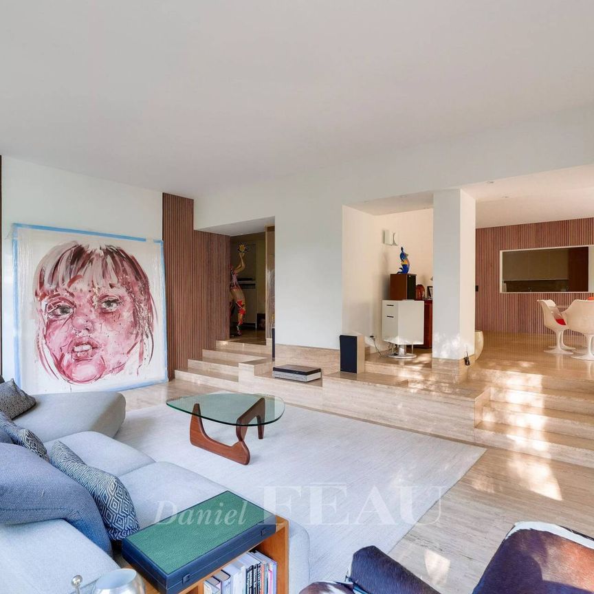 Location maison, Morainvilliers, 10 pièces, 425.91 m², ref 85982445 - Photo 1