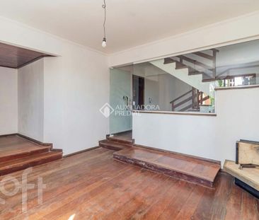 Casa com 2 quartos e 168m² para alugar em Sarandi, Porto Alegre. - Foto 1