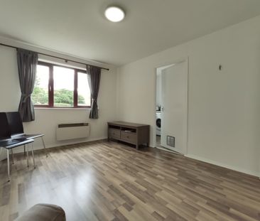 1 Bed Flat, Inwen Court, SE8 - Photo 2