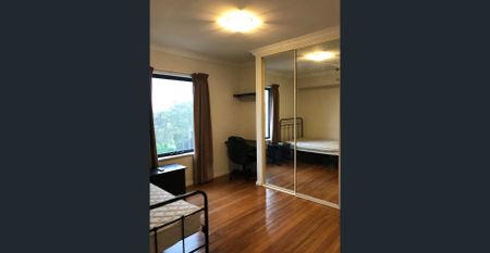 Furnished Rooms - rent includes utilities - Photo 2