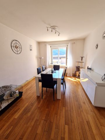 Location Appartement 3 pièces 82m² - Photo 2