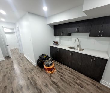 For Lease - 87 Zelda Road, Brampton, Ontario - Photo 6