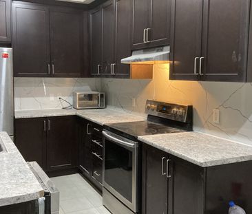 For Lease - 3 Talence Drive, Hamilton, Ontario - Photo 2